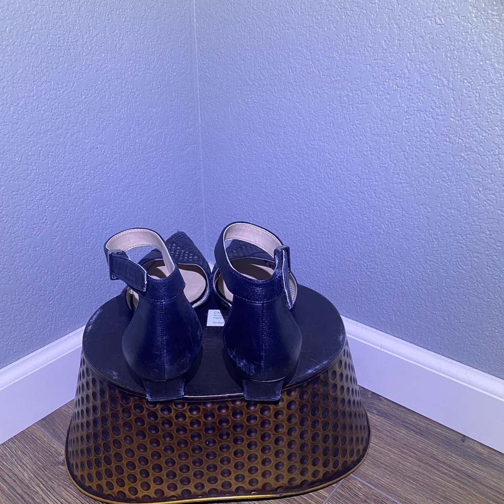 Franco Sarto Flats - Picture 3 of 7